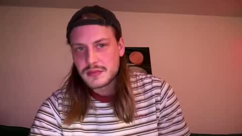 Snapshot of maxwatts95 chatting on January 28, 1:50 am Max Watts online show from January 28, 1:50 am