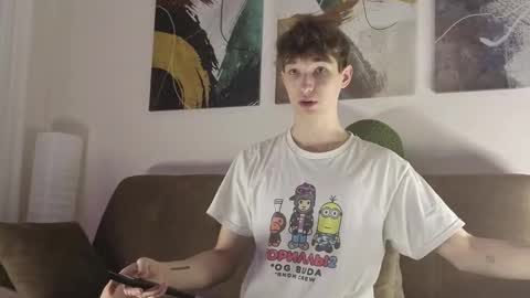 Snapshot of maxwellchik chatting on October 28, 11:14 am maxwellchik online show from October 28, 11:14 am