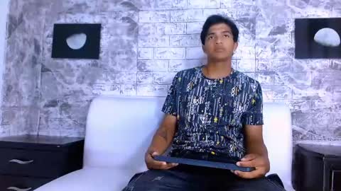 Snapshot of maxwyatt_1 chatting on June 3, 7:08 pm Max Wyatt online show from June 3, 7:08 pm