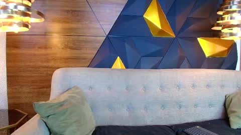 gabby online show from November 22, 3:05 am