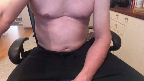 Max online show from October 30, 7:32 am