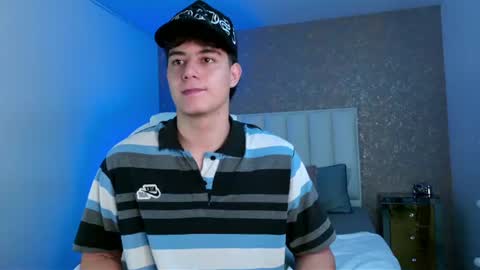 Snapshot of maxxicruz chatting on July 8, 7:18 pm Maxxi online show from July 8, 7:18 pm