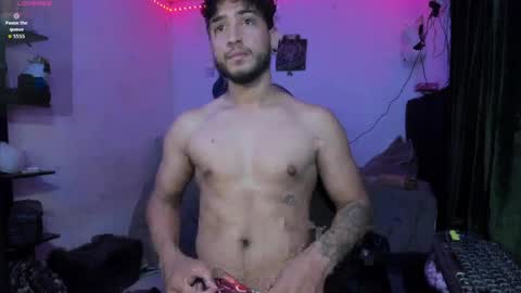 Snapshot of maxximus_10 chatting on April 6, 6:42 pm maxximus_10 online show from April 6, 6:42 pm