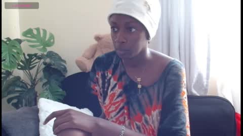 maxxinepetite online show from January 8, 6:48 am