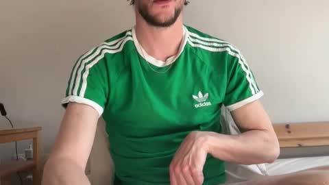 Snapshot of maxxxurbate chatting on March 24, 2:00 pm MaxXxurbate online show from March 24, 2:00 pm