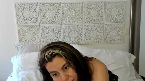 Victoria online show from December 29, 2:21 pm