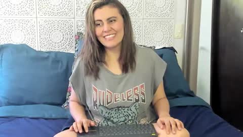 Victoria online show from January 30, 8:53 pm