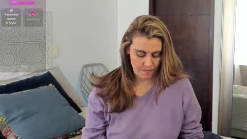 Victoria online show from October 14, 8:42 pm