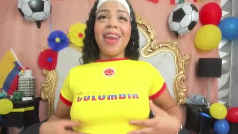 may_lovers online show from June 17, 1:12 pm
