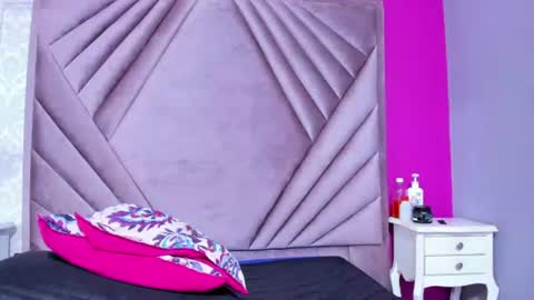 may_lovers online show from July 28, 4:39 pm