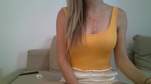 Snapshot of maya0sun chatting on July 7, 4:00 pm Maya0Sun online show from July 7, 4:00 pm