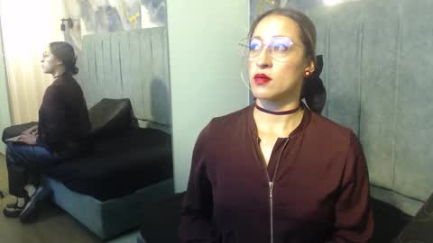 Maya online show from September 23, 12:19 pm