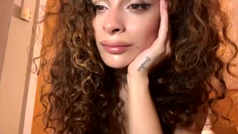 Snapshot of maya632713 chatting on December 13, 9:52 pm Maya transgirl online show from December 13, 9:52 pm