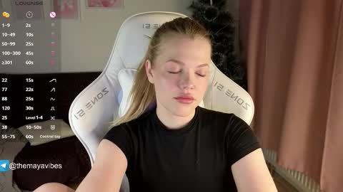 Maya online show from January 17, 3:33 am