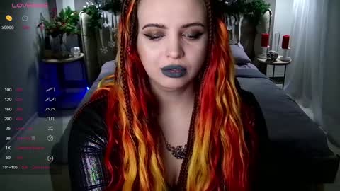 Snapshot of maya_mils chatting on December 29, 4:16 am Maya Mils online show from December 29, 4:16 am