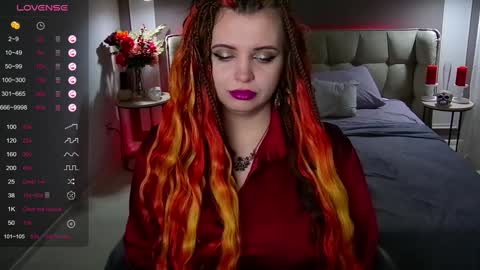 Snapshot of maya_mils chatting on January 26, 1:09 am Maya Mils online show from January 26, 1:09 am