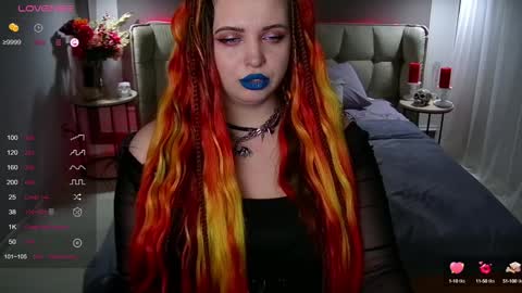Snapshot of maya_mils chatting on January 30, 5:09 am Maya Mils online show from January 30, 5:09 am