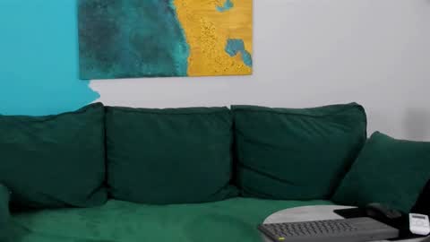 Maya online show from January 23, 5:21 pm