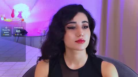 Maya online show from October 5, 2:26 pm