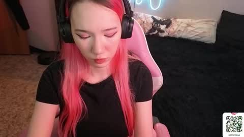 Maya Viola online show from February 11, 5:45 am