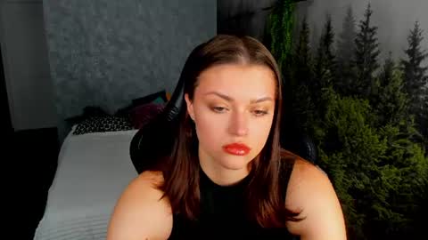 Snapshot of mayaamimi chatting on July 15, 1:33 am Mimi online show from July 15, 1:33 am