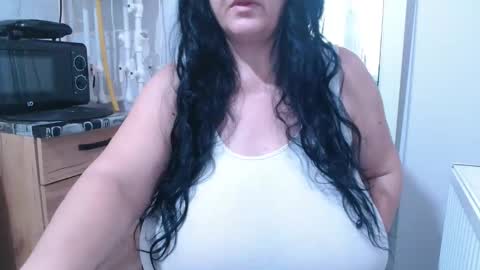 Maya online show from November 18, 5:34 am