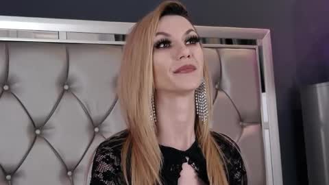 Maya online show from March 19, 11:58 am