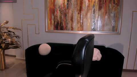 Maya online show from September 26, 3:32 am