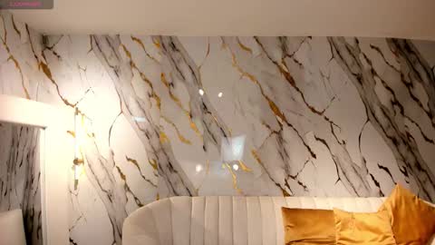 Snapshot of mayamoretti chatting on February 8, 3:43 am Maya online show from February 8, 3:43 am