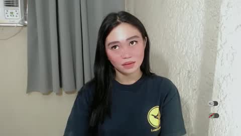 Snapshot of mayasally_ chatting on March 3, 7:10 am mayasally_ online show from March 3, 7:10 am