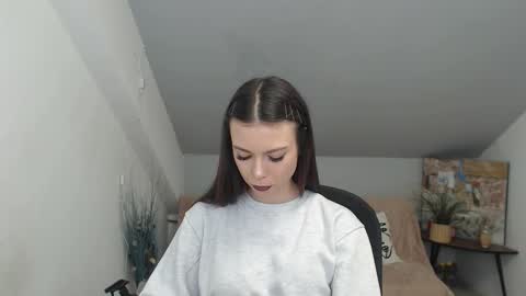 mayawill online show from December 22, 10:18 pm