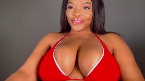 MayBabi online show from February 2, 12:13 pm