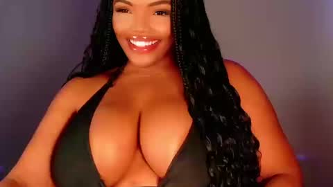 MayBabi online show from October 18, 6:41 pm