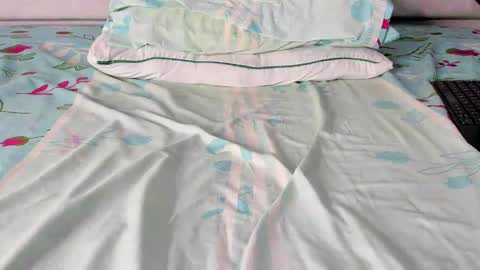 Maybelline69 online show from November 9, 9:51 am