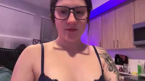 mayhem online show from February 20, 4:31 am