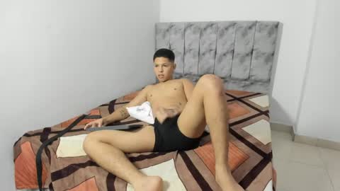 Mayky... online show from April 6, 11:38 pm