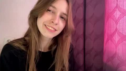 Snapshot of mayrabereznak chatting on July 21, 2:30 pm Merry online show from July 21, 2:30 pm