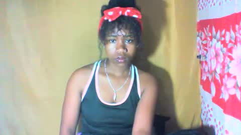 mayrah online show from September 17, 6:15 am