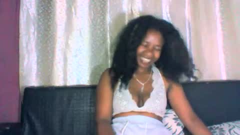 mayrah online show from December 3, 11:03 pm