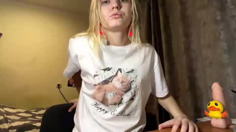 Snapshot of mayspagnolia chatting on March 22, 6:00 pm olivia online show from March 22, 6:00 pm