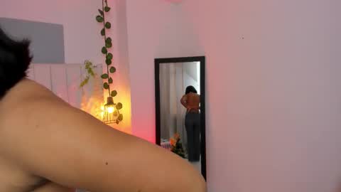 Mayu KIm online show from December 20, 7:10 pm