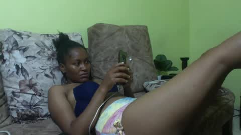 Snapshot of mayumi02 chatting on March 4, 2:06 am mayumi02 online show from March 4, 2:06 am