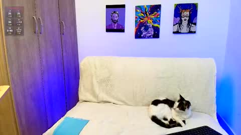 Mazi keen online show from March 13, 1:45 am