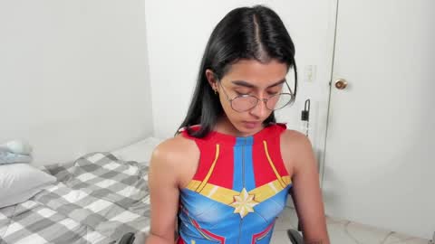 mazikeen_18 online show from April 13, 1:38 pm