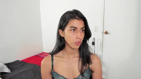 mazikeen_18 online show from May 12, 1:19 pm
