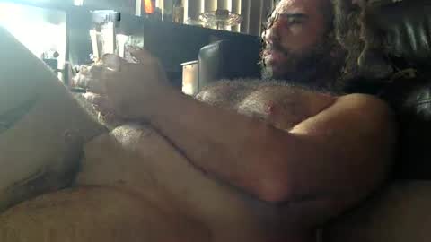 Snapshot of mazl0w chatting on January 10, 12:38 am mazl0w online show from January 10, 12:38 am