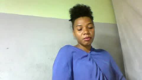 Snapshot of mbotiamby chatting on July 18, 7:17 pm mbotiamby online show from July 18, 7:17 pm