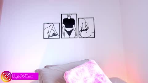 Ellie online show from February 2, 8:18 pm