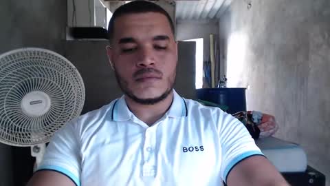 Mcgregor online show from December 11, 7:57 pm