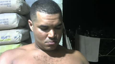 Snapshot of mcgregor_sexhot chatting on May 3, 3:01 am Mcgregor online show from May 3, 3:01 am